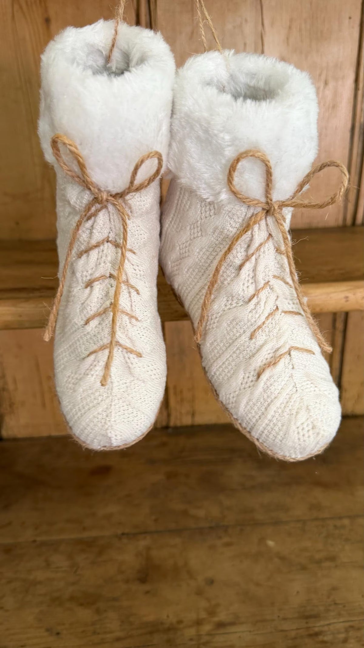 Victorian Knit Fabric Ice Skate Christmas Tree Ornament / Wreath Attachment Embellishment  (set of 2)